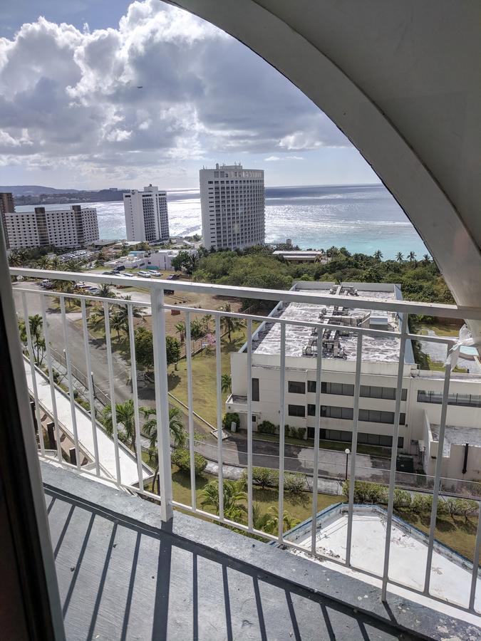 Oceanview Hotel And Residences Tumon Exterior foto